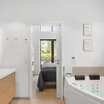 Amazing In With Sauna Hébergement de vacances *